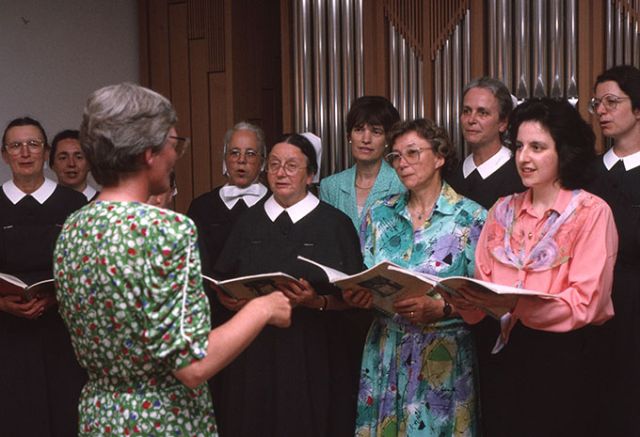 52_6.10 Schwesternchor 3